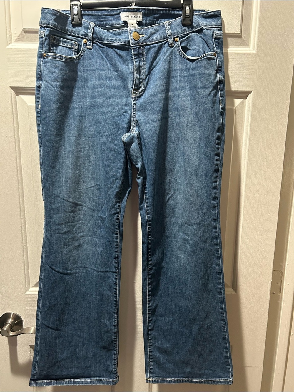 Lane Bryant Women's Medium Wash Signature Fit Mid Rise Boot Cut Denim Jeans 16